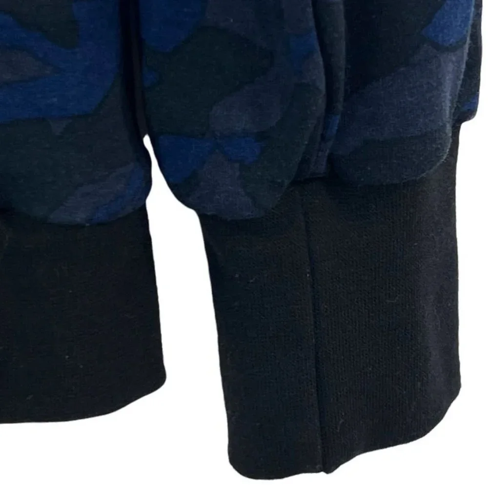 Serena Williams Signature Statement Womens Knit Top Size XS Rayon Camo - Picture 4 of 11